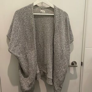 Aritzia Community “Ionic Cape” - Grey and white knit cardigan